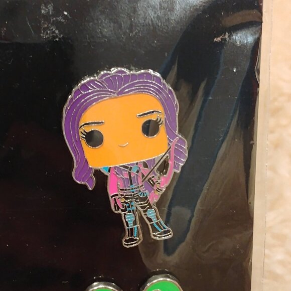 MARVEL X FUNKO 4 Enamel Pin GIFT SET #stockingstuffer - Picture 4 of 6